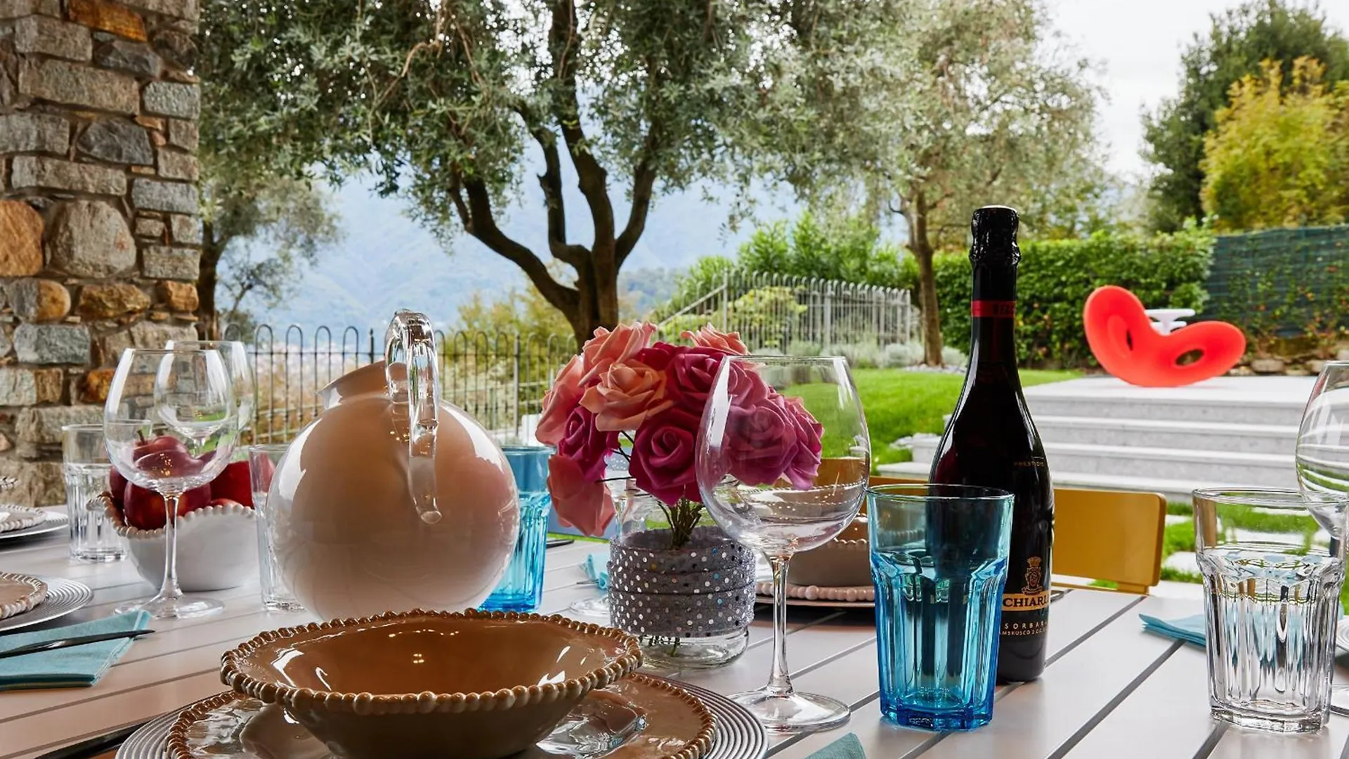 Villa Villarnona Lake Como Mezzegra Italy